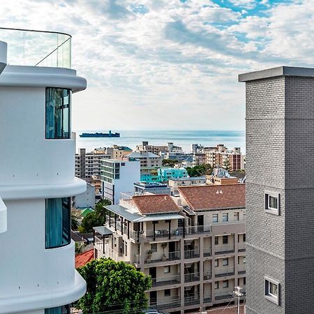 Strand Beach, Magnificent Apartment... Sea Point Cape Town Exterior foto