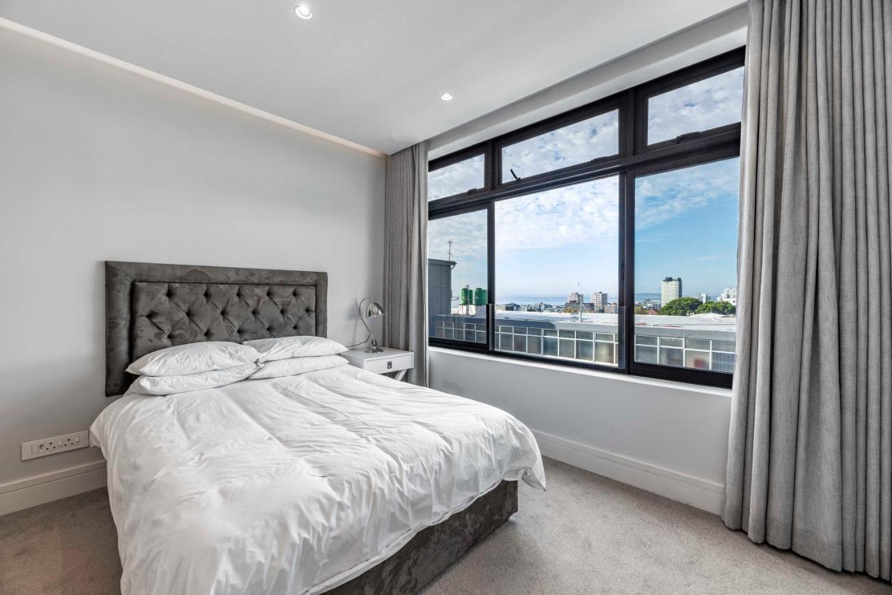 Strand Beach, Magnificent Apartment... Sea Point Cape Town Exterior foto